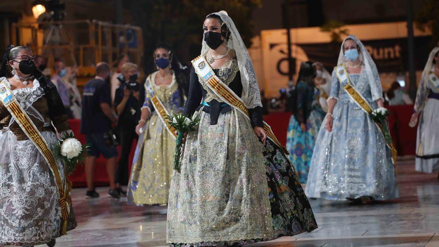 Búscate en el primer día de Ofrenda, 3 de septiembre, en la entrada por la calle Caballeros desde las 22.00 a 23.00