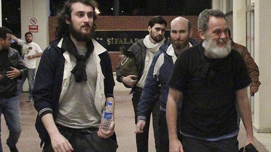 Liberados cuatro periodistas franceses tras 10 meses de cautiverio en Siria