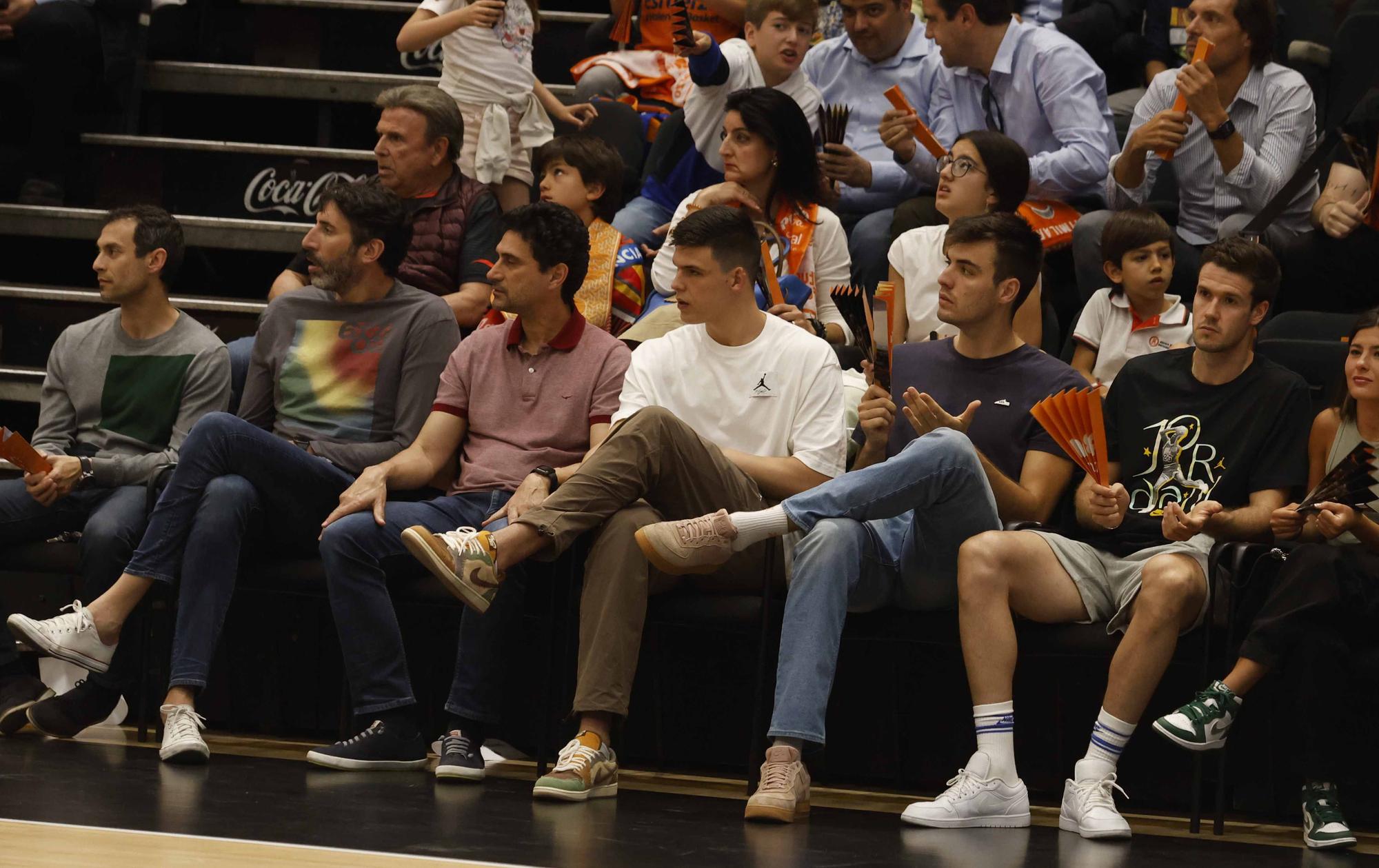 Valencia Basket - Perfumerías Avenida