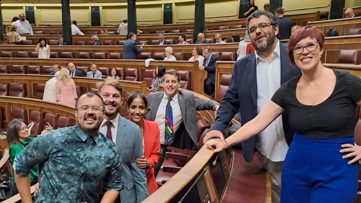 Nahuel González, Alberto Ibáñez y Águeda Micò de Compromís-Sumar, Tesh Sidi de Más Madrid y Jorge Pueyo de la Chunta.