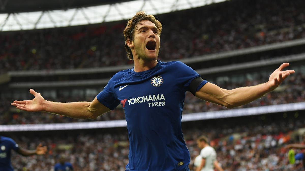 Marcos Alonso, cerca del Barça