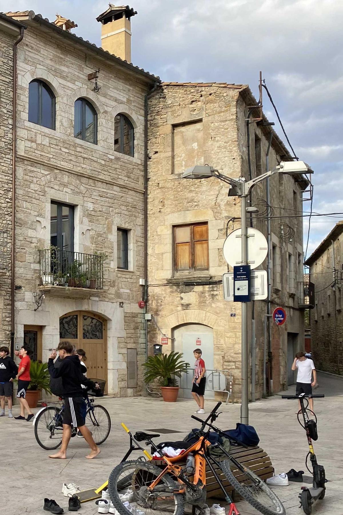 La Casa dels Lleons de Banyoles.