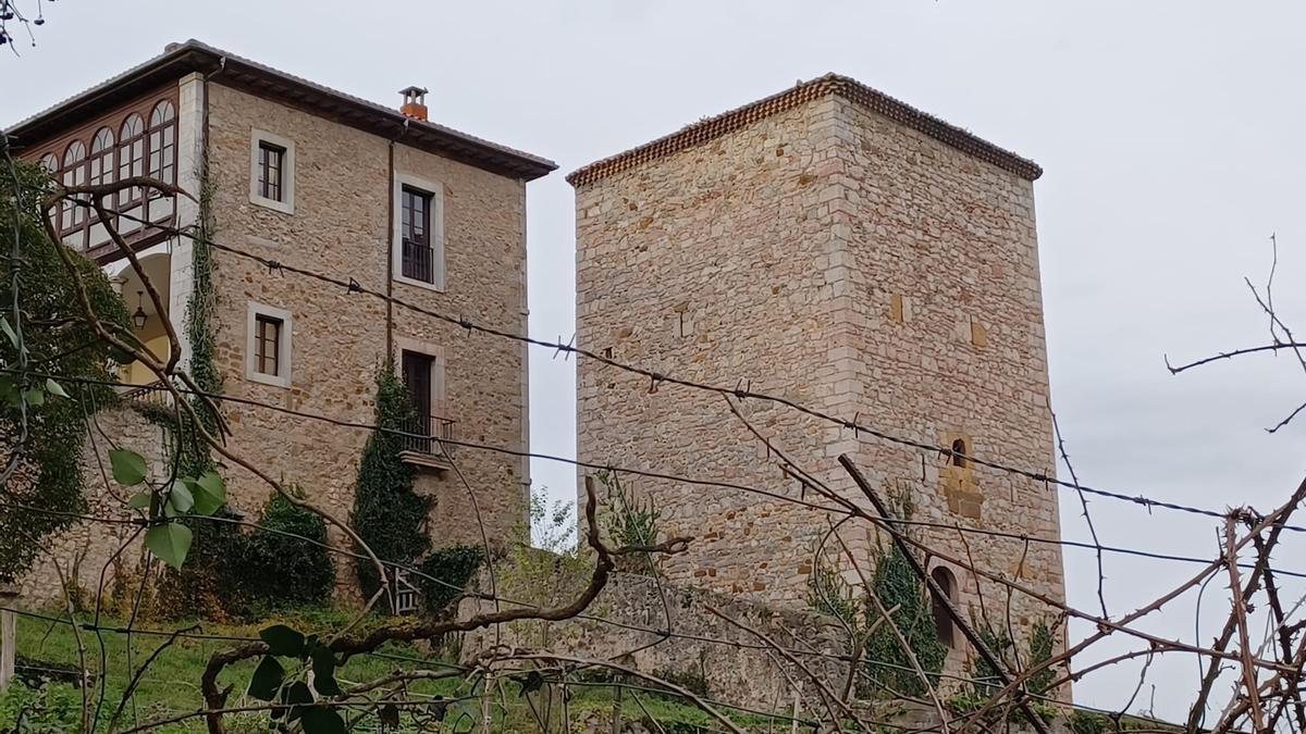 La Torre de Báscones está a la venta: así es el espectacular conjunto palaciego de Grado