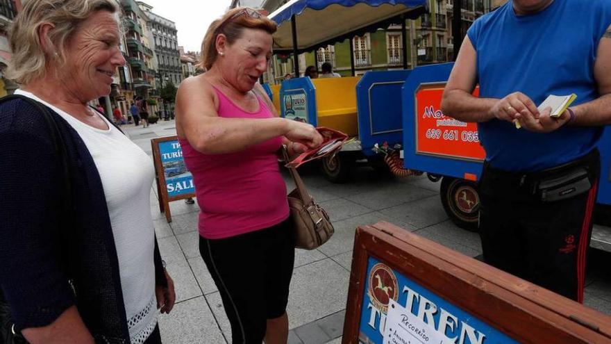 Avilés hace turismo a todo tren