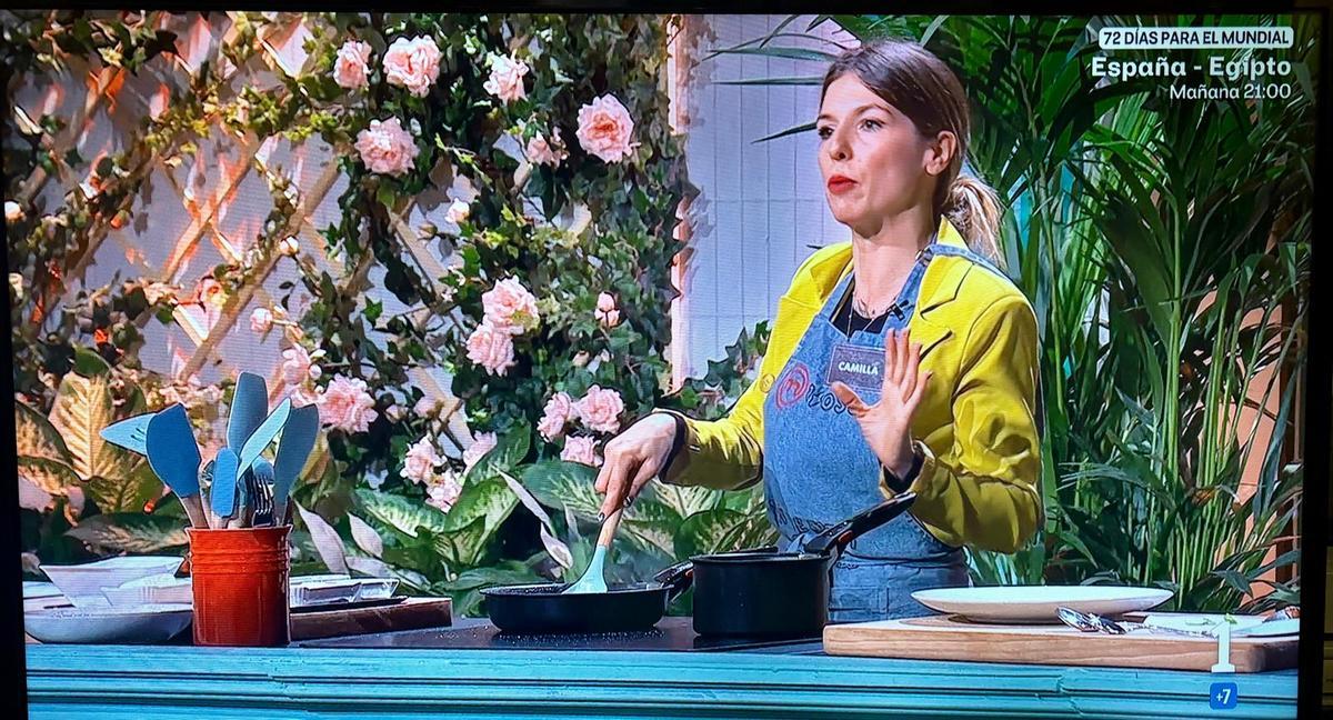 Camilla, de Ibiza, preparando los gnocchi que le valieron el pase a 'Masterchef'