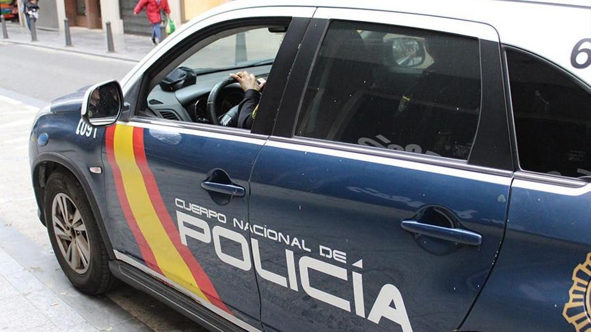 Vehículo de la Policía Nacional.