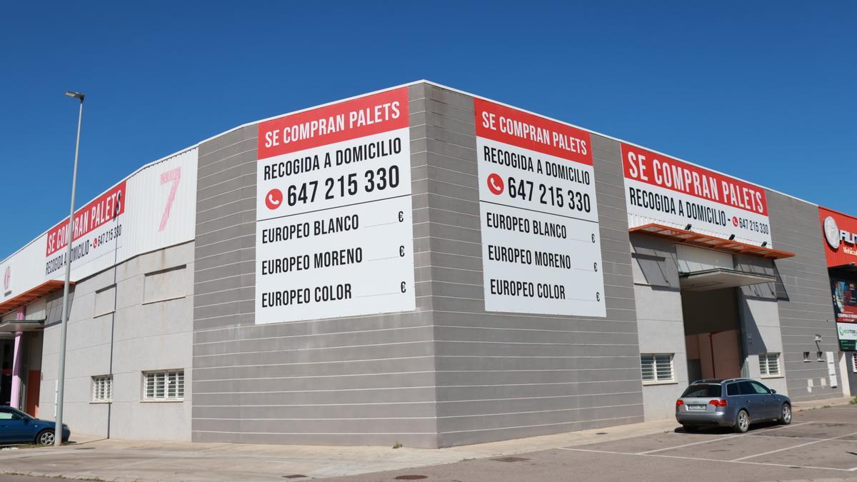 Imagen de una nave industrial en Castellón.