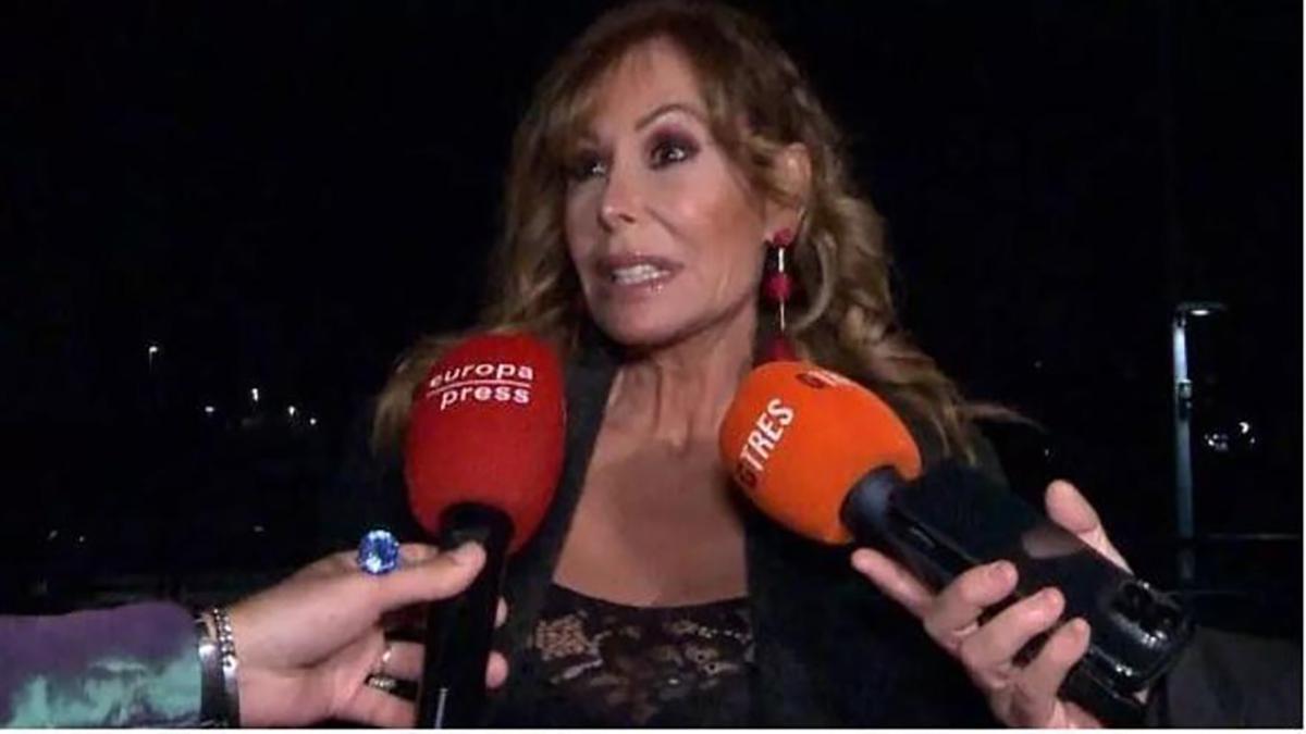 Vídeo: Lara Dibildos cuenta toda la verdad del chat secreto de las ex de Escassi