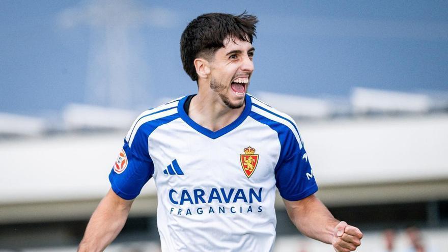Iker Vadillo brilla en la victoria del Real Zaragoza en Logroño: "Supercontento de poder aportar un gol y por la victoria"