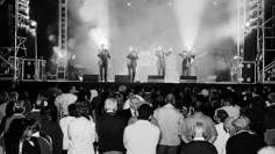 Festejos mantiene la apuesta de llevar los conciertos al Berrocal