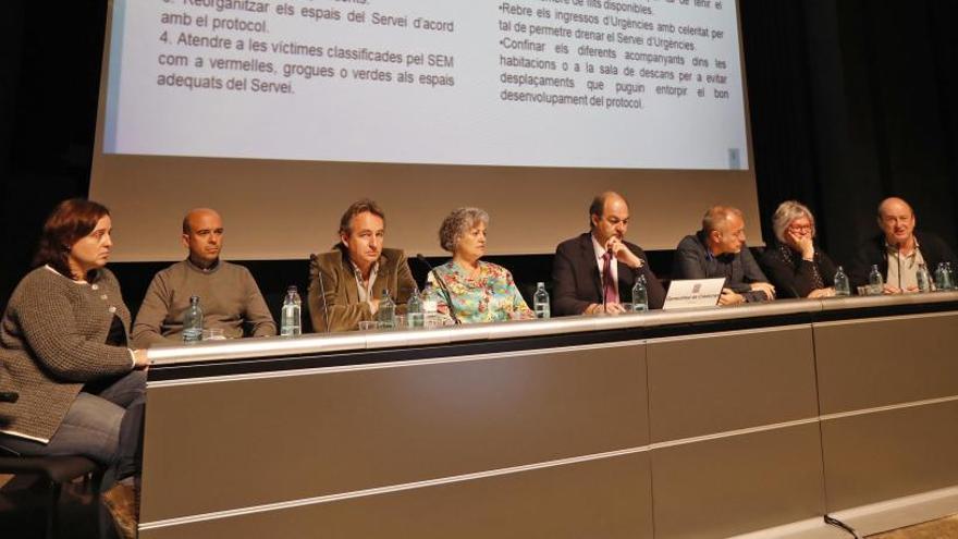 Fontquerni amb els responsables d&#039;urgències dels hospitals gironins.