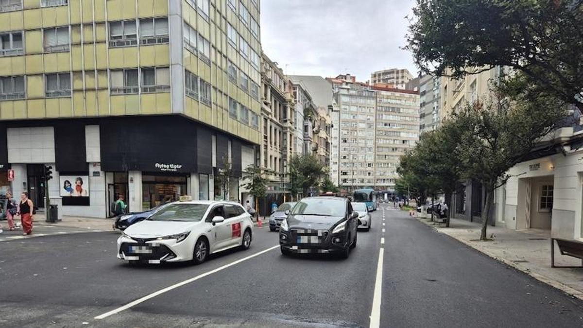 nueve plazas de aparcamiento en Juan Flórez cambian de ubicación