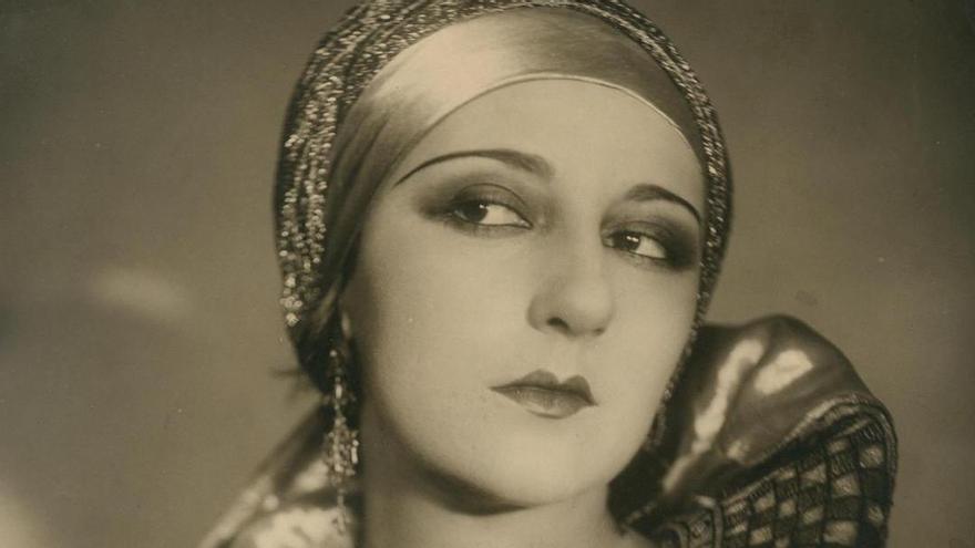 Helena Cortesina.