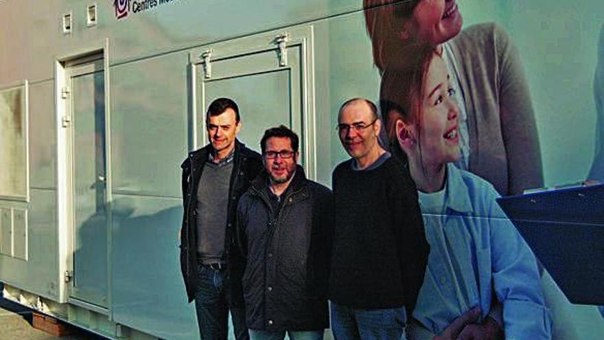 D&#039;esquerra a dreta, Josep Puig, Rafel Ramos i Josep Garre, doctors que lideren el nou estudi.