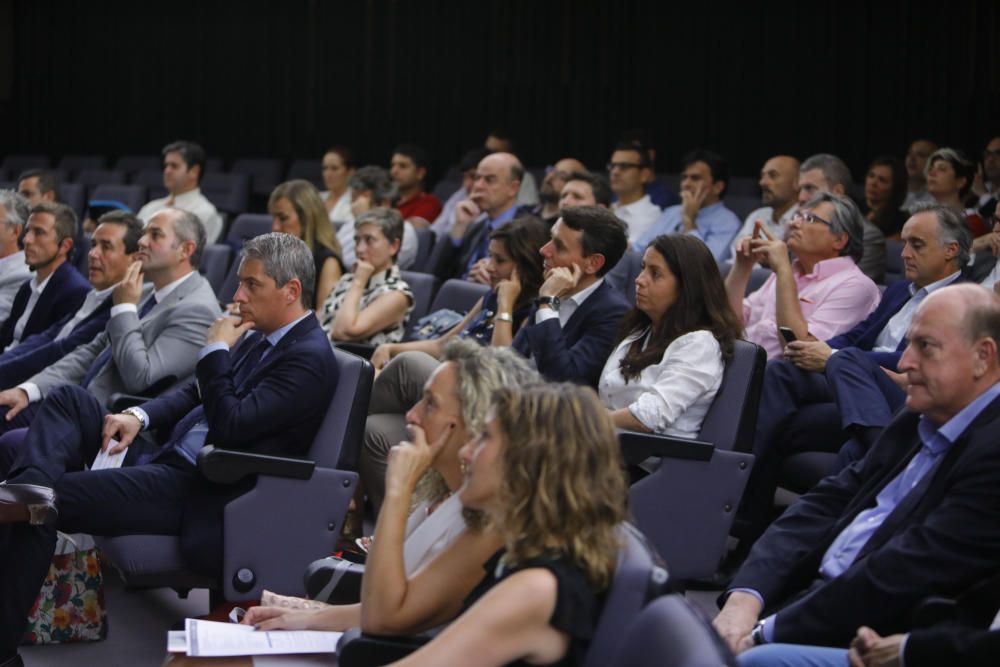 Clausura de Campus Executive y entrega de diplomas