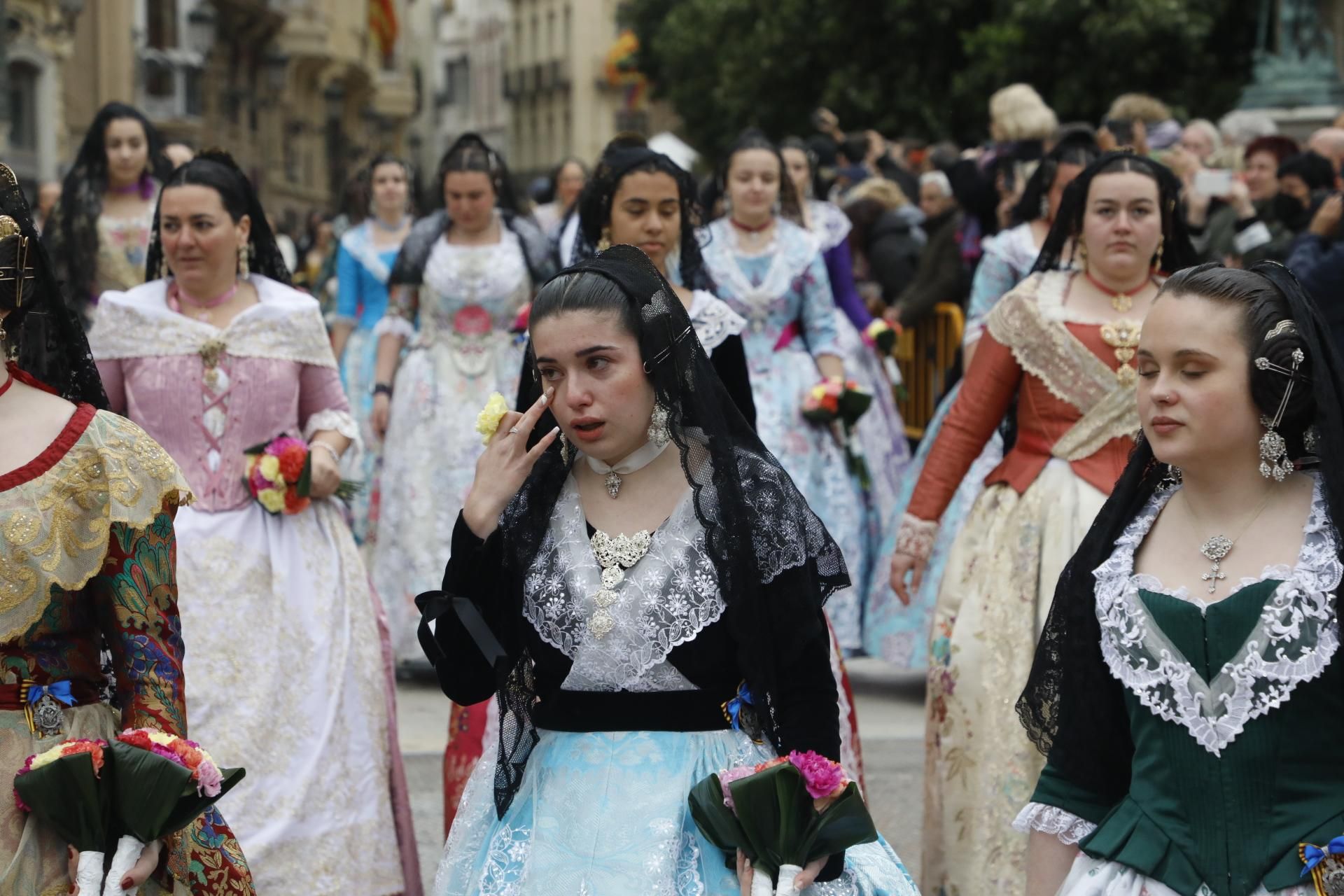 Búscate en el primer día de Ofrenda por la calle Quart (entre las 115.30 y las 17.00 horas)