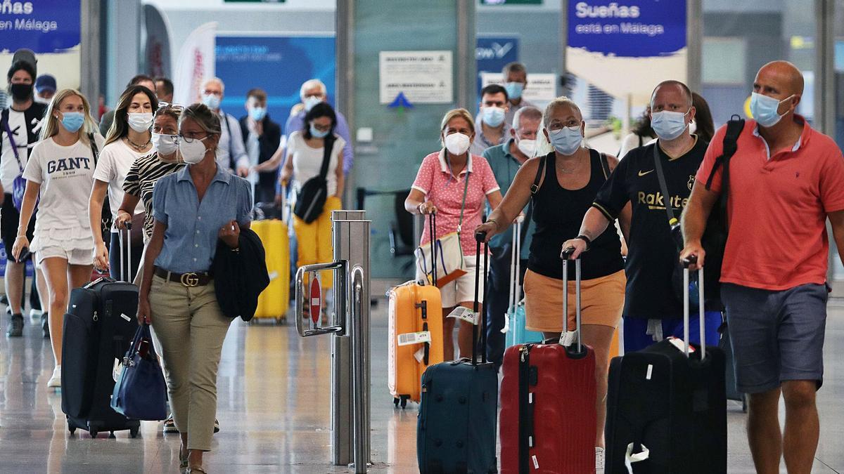 Llegada de turistas internacionales al aeropuerto de Málaga