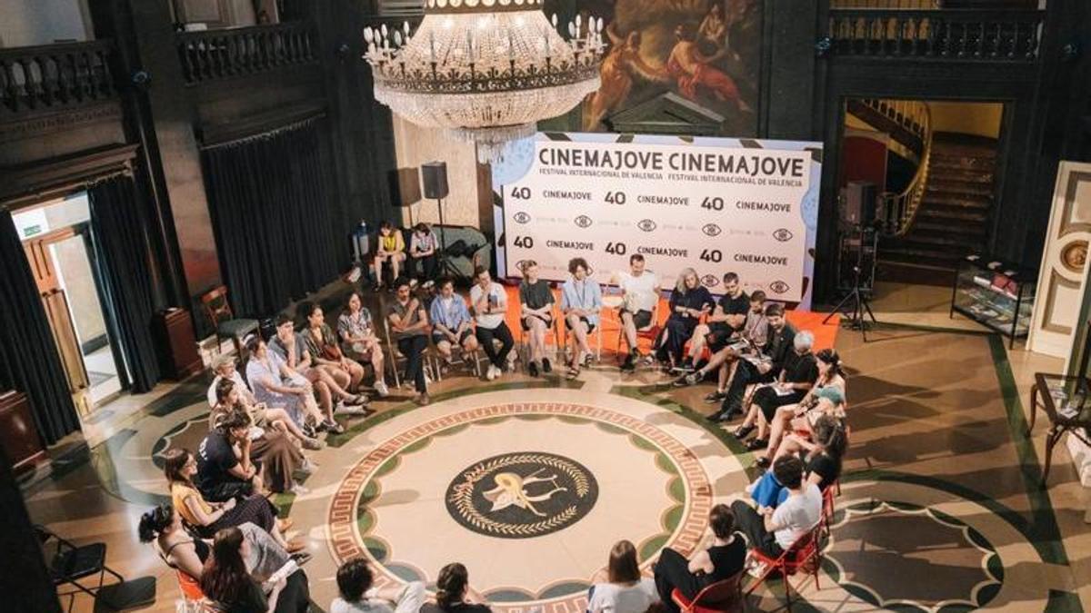 Presentación del CinemaJove industria