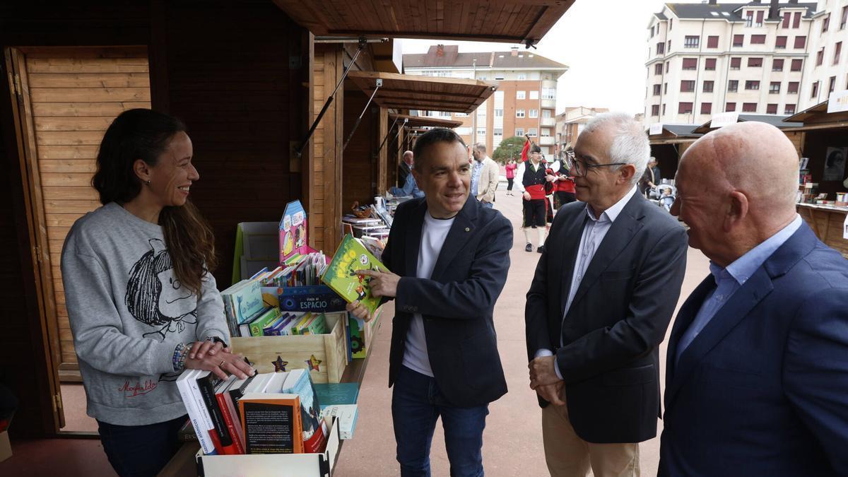 Feria del libro de Corvera