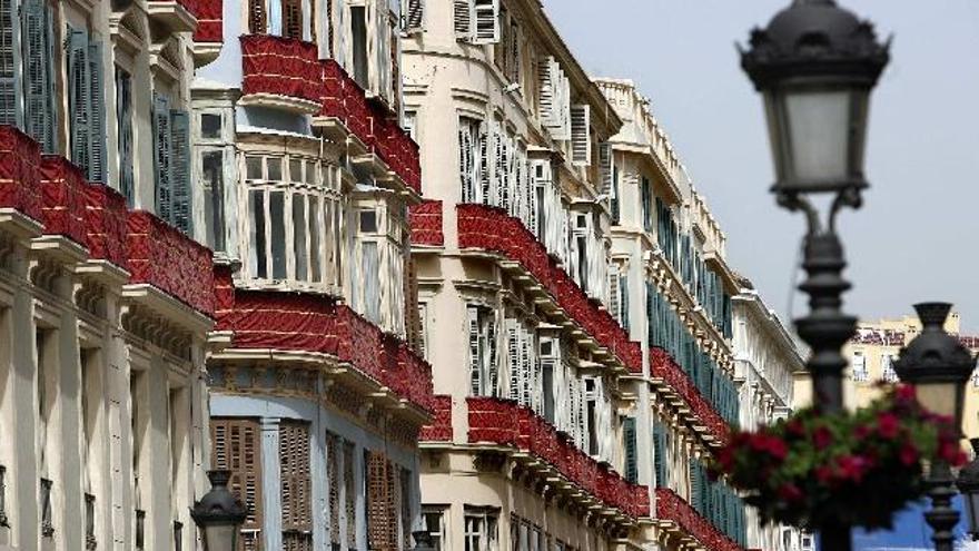 La demanda de balcones para Semana Santa dispara los precios a 700 euros al día