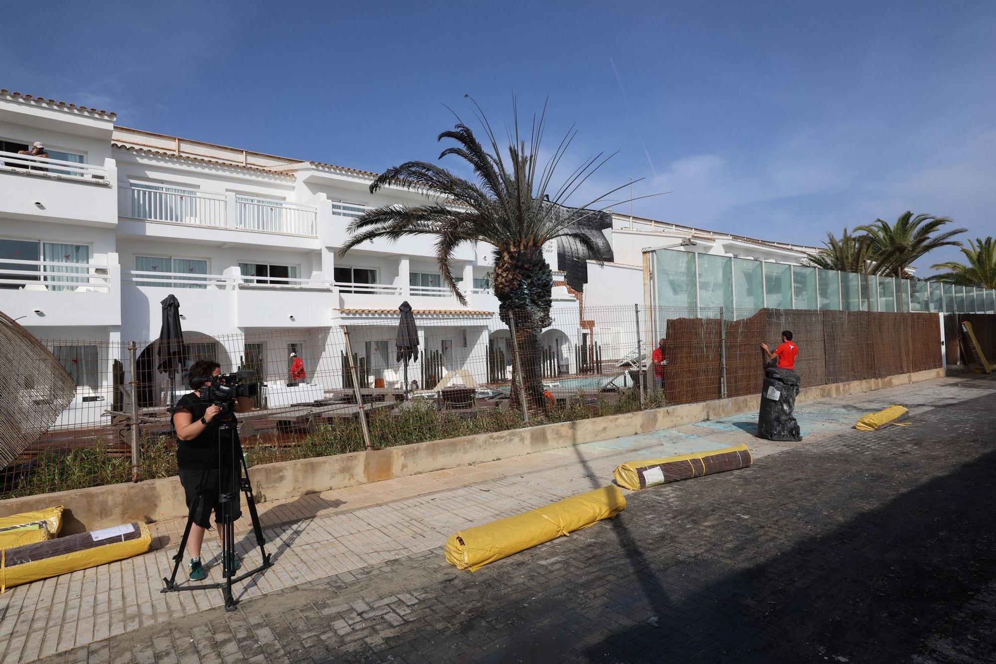 Todas las imágenes del devastador incendio en una zona de ocio de Ibiza