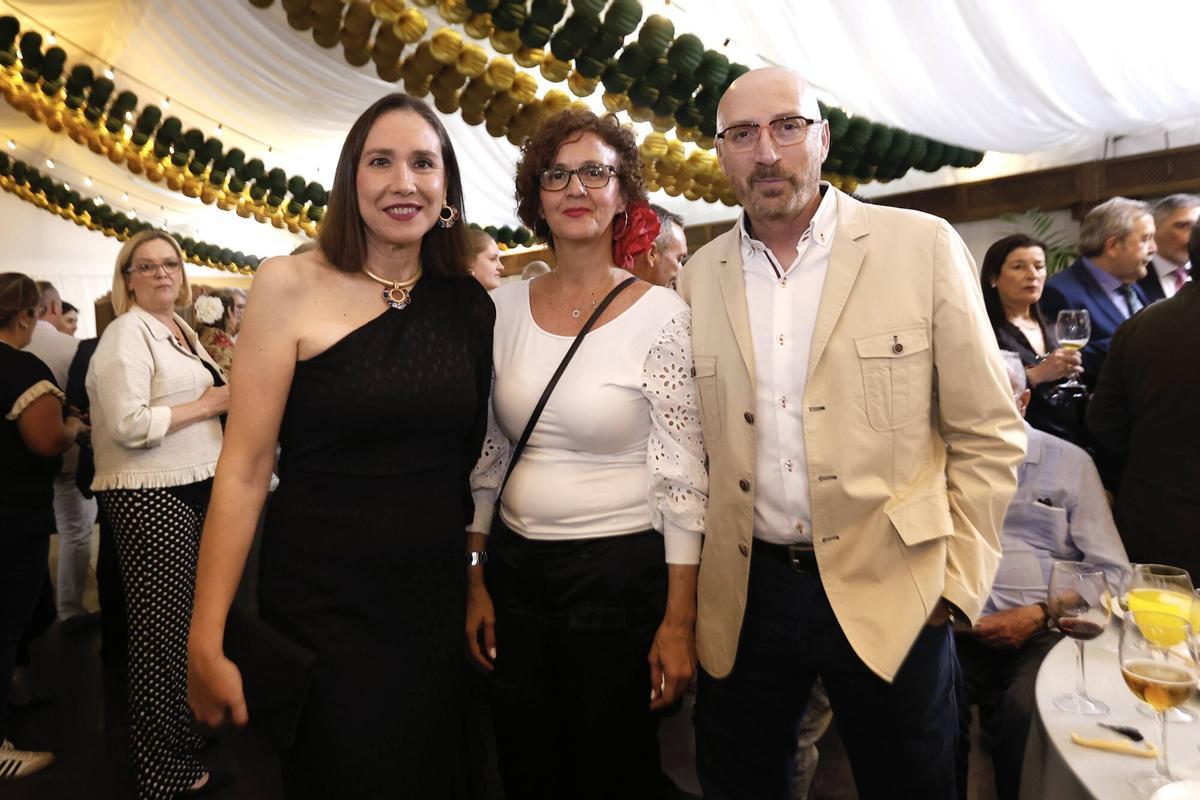 La Corporación municipal celebra el tradicional inicio de fiesta en la Caseta Municipal