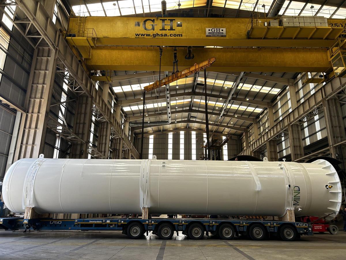 El depósito, ya pintado y listo para su envío a Marruecos