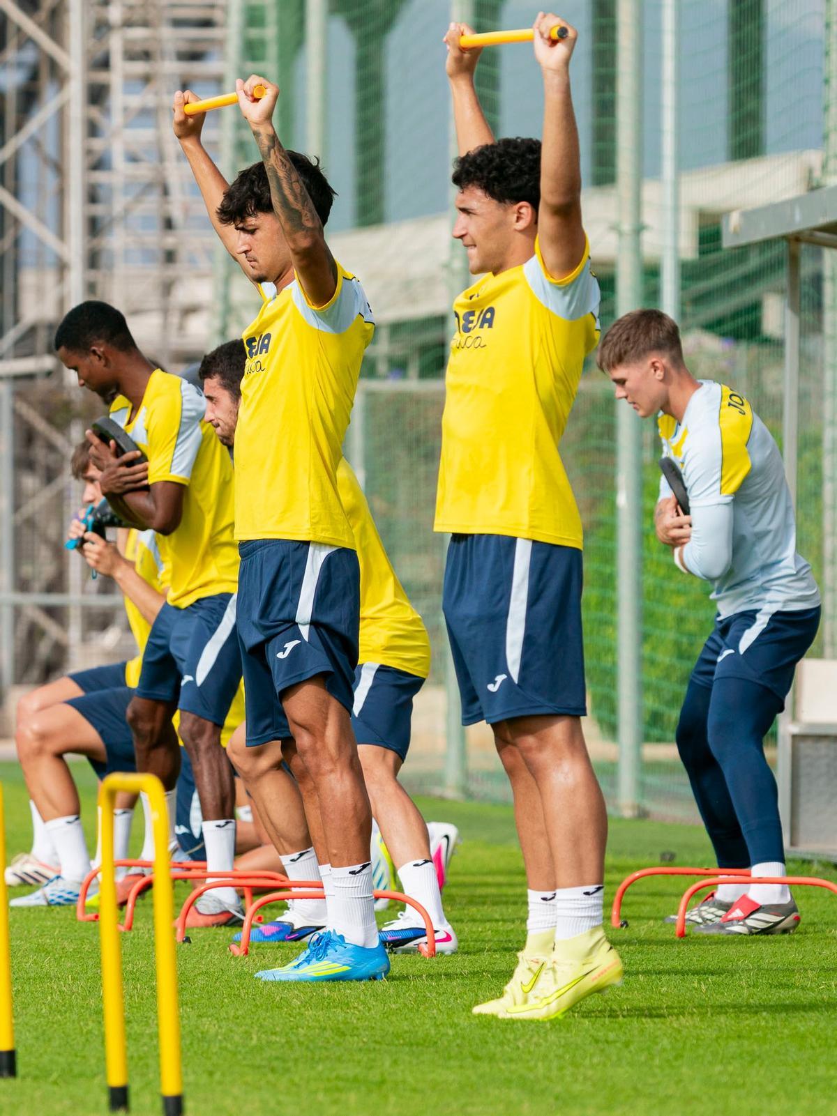 Uno de los entrenamientos del Villarreal B 2026-27.