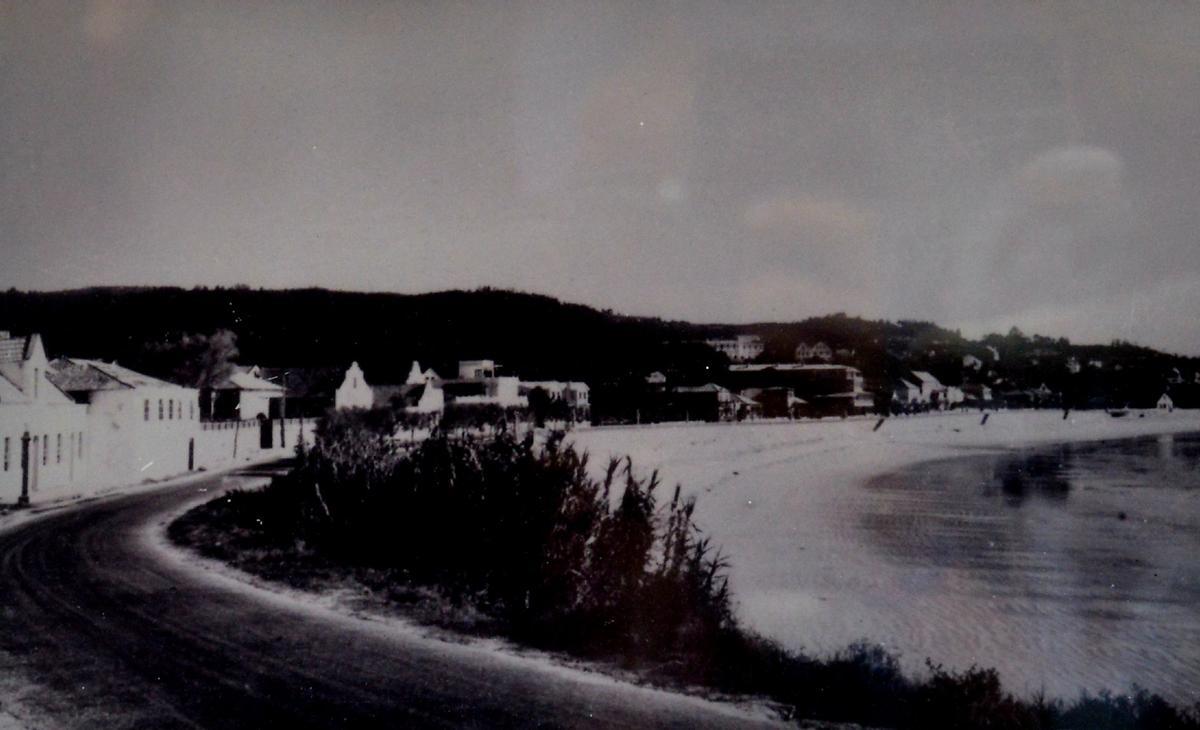 Vista antigua de la playa de Silgar.