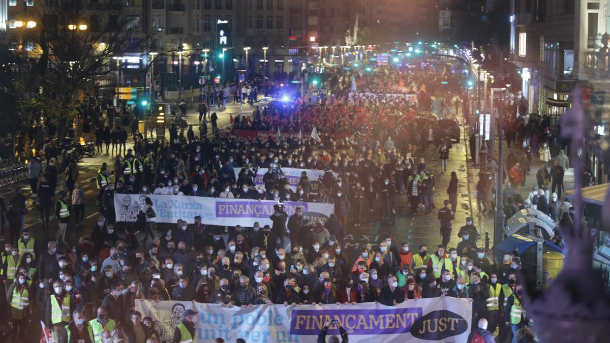 La manifestación en València por una financiación justa, en imágenes