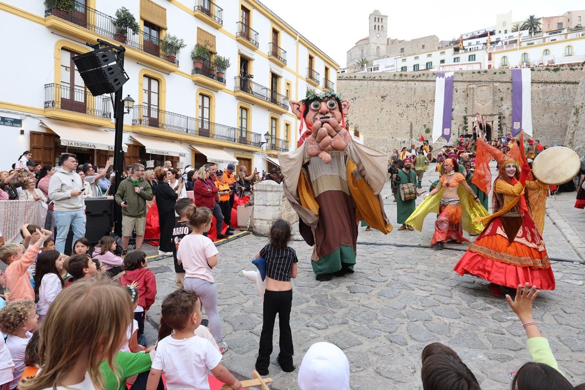 Todas las imágenes de la inauguración de la feria Eivissa Medieval