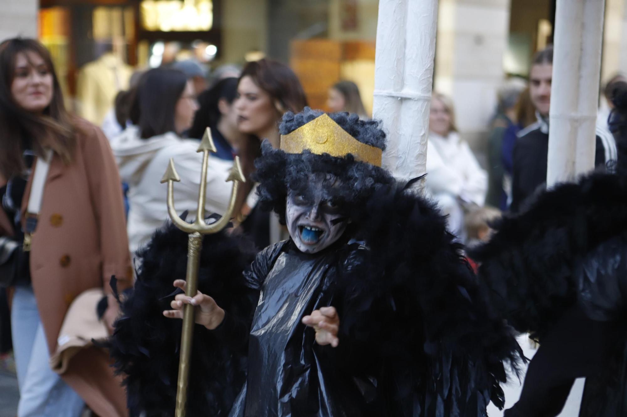 Las mejores imágenes de la Procesión de Papel 2024 de Lorca