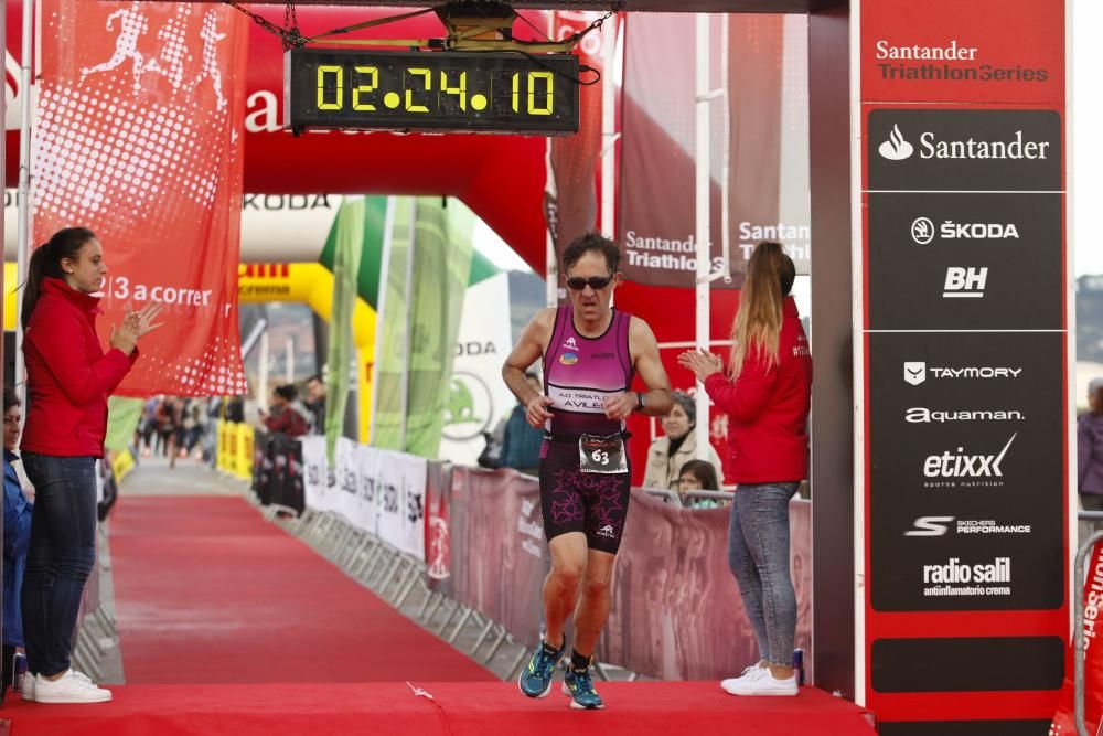 Santander Triathlon Series en la playa de Poniente de Gijón