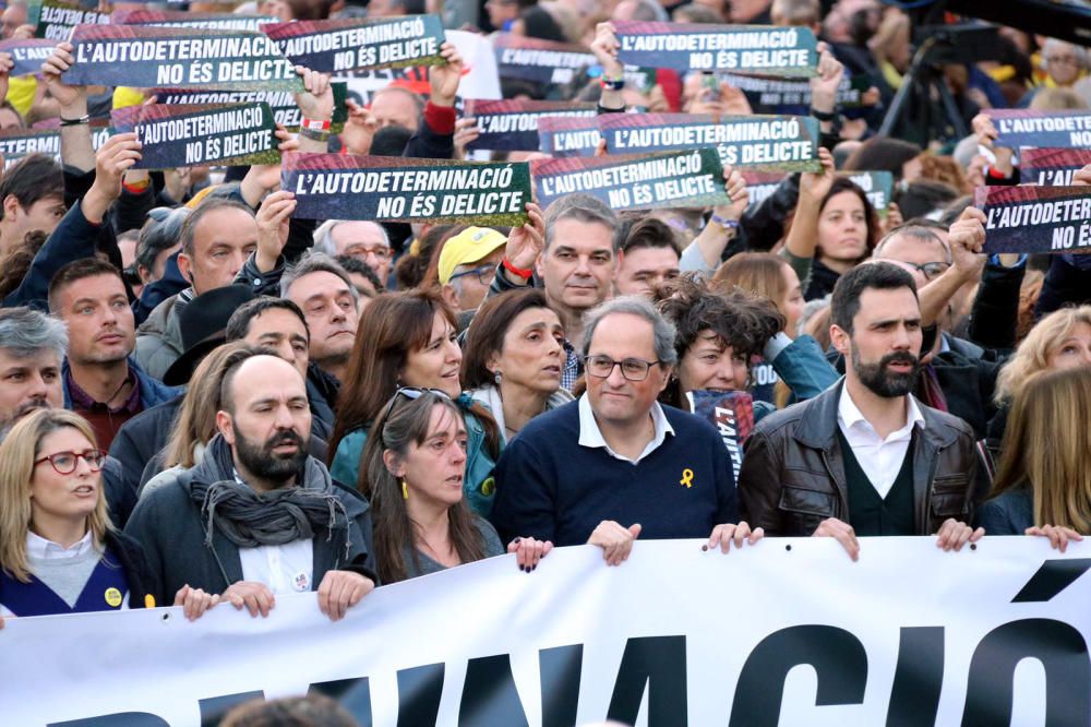 L'independentisme es manifesta a Barcelona en contra del judici del procés