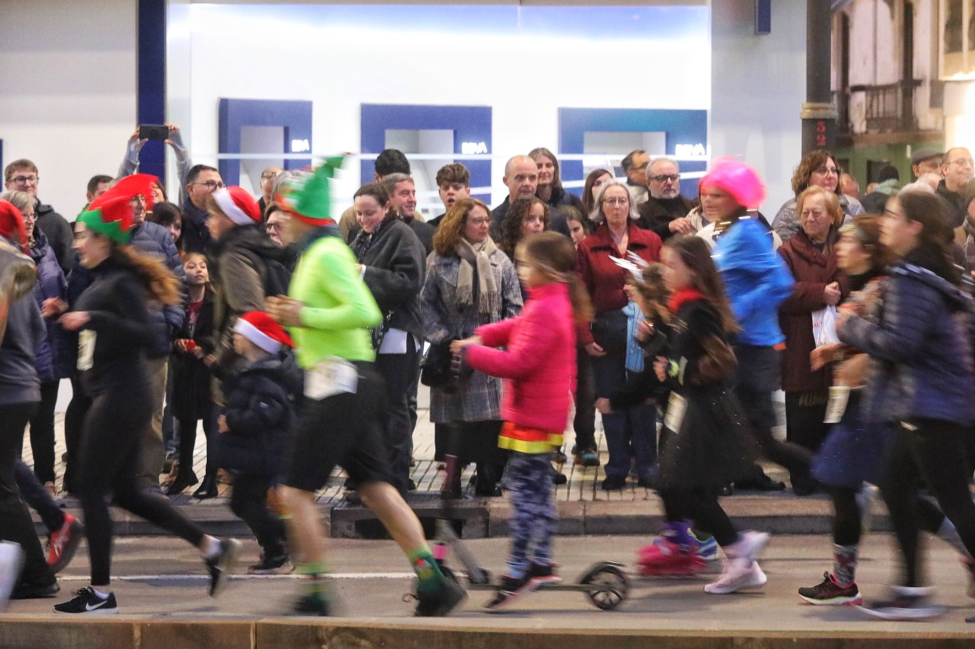 Castelló dice adiós al 2024 corriendo la San Silvestre: No te pierdas las fotos