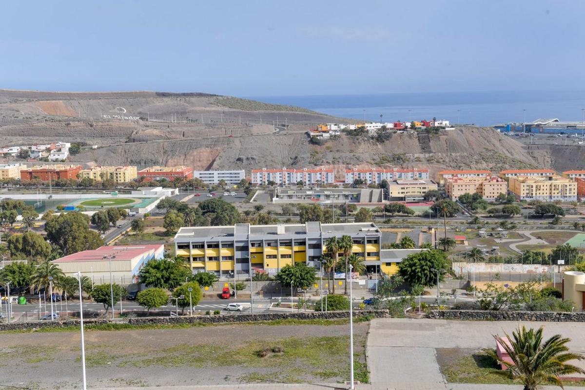 Vista del entorno del valle de Jinámar y El Mirador, zona en la que se instalará la nueva cochera de la Metroguagua | | JUAN CASTRO