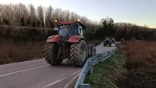 Tractores en Barcelona, hoy en directo: última hora de las protestas, afectaciones al tráfico y cortes de carreteras en Catalunya