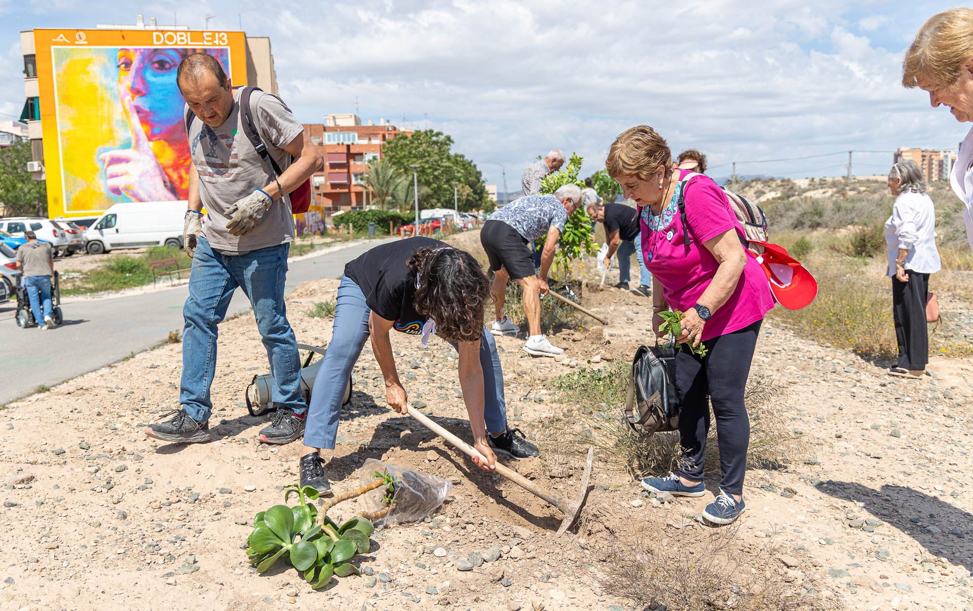 Plantacion reivindicativa a favor del Parque Central