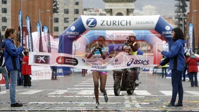 Las mejores imágenes de la MARATÓ DE BARCELONA