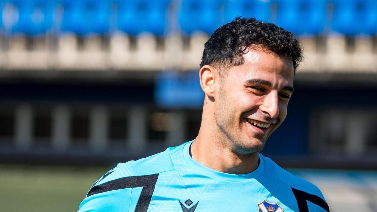 Jesús Álvarez , primer fichaje para el centro del campo del CD Tenerife este verano.
