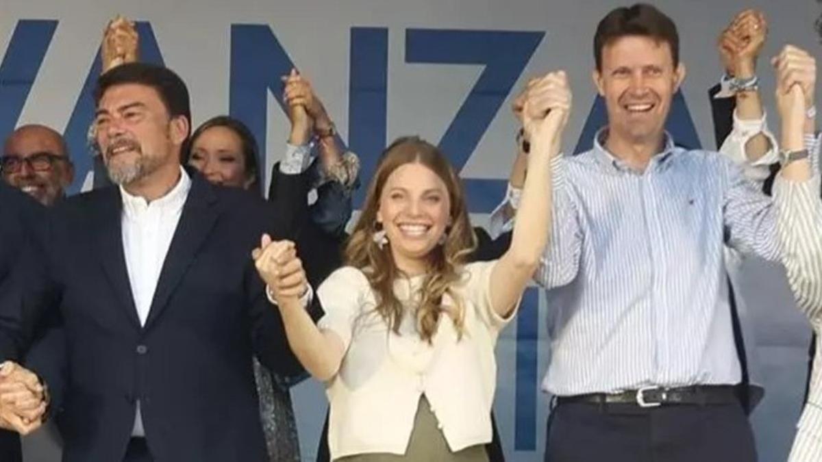 Rocío Gómez y Toni Gallego también plantan a la comisión de Les Naus en Alicante