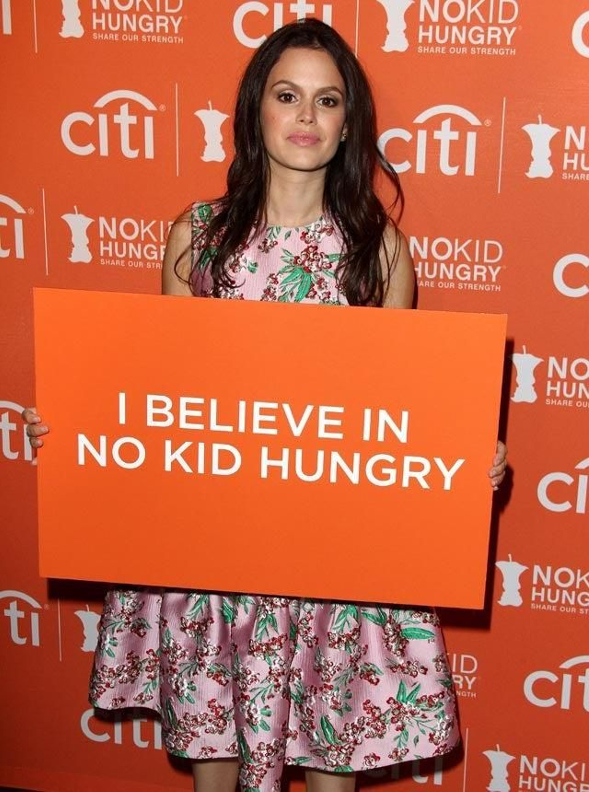Rachel Bilson, en la gala 'No Kid Hungry' en Beverly Hills