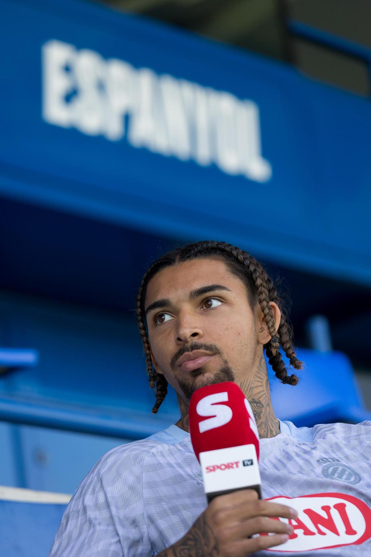 Dolan with the SPORT microphone. The full interview can be read this Friday, November 14