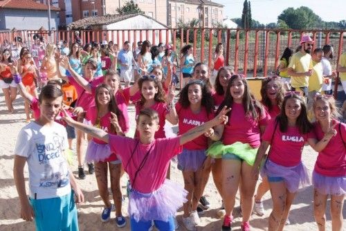 Desfile de peñas en Fuentesaúco