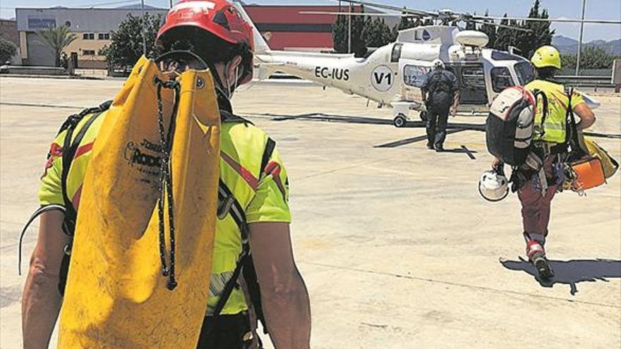 Emergencias coordina 74 rescates con helicóptero en un semestre