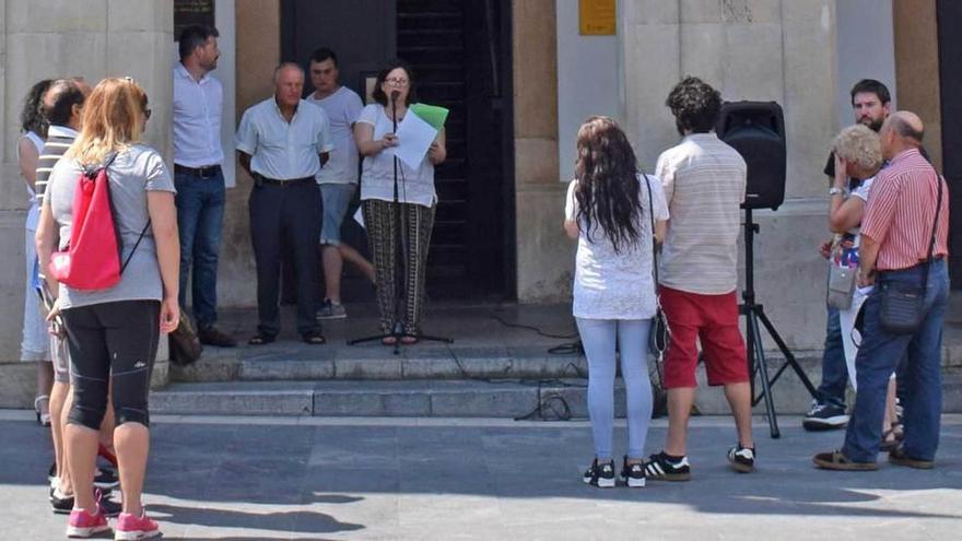 Siero pide más ayuda contra la violencia machista