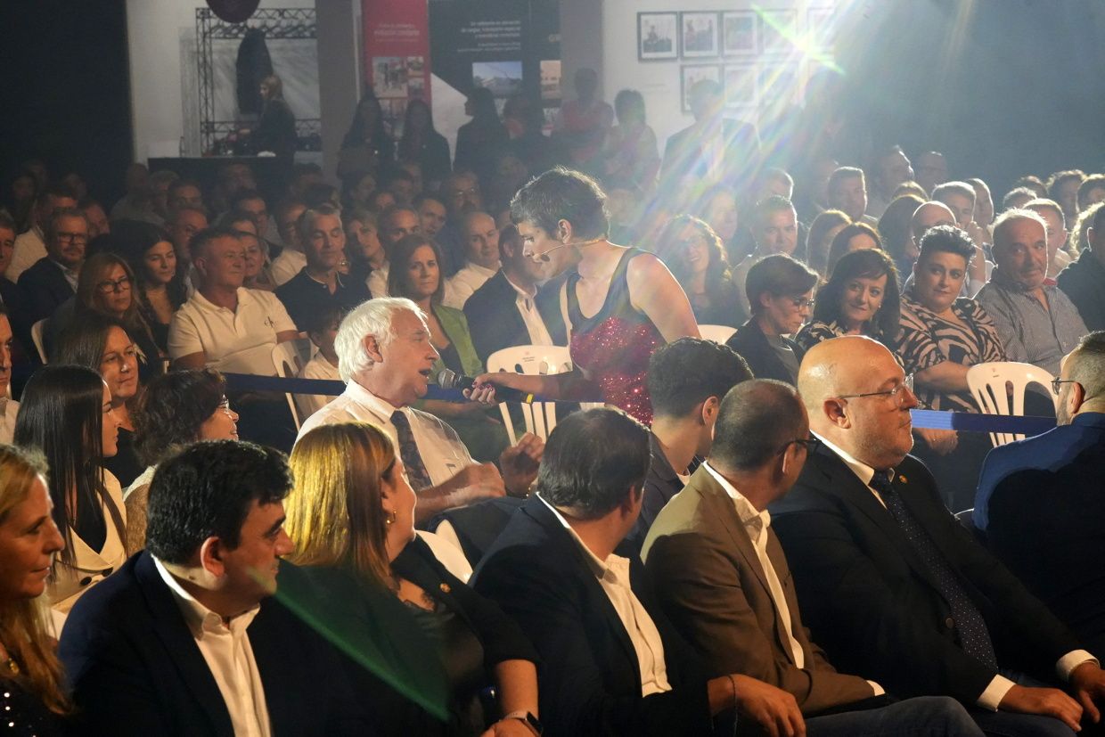 Galería de fotos de la gala del 50º aniversario de Grúas Tomás en Vila-real