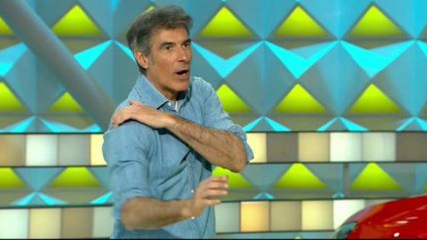 Shock en la Ruleta de la Suerte: Jorge Fernández sufre un accidente en directo