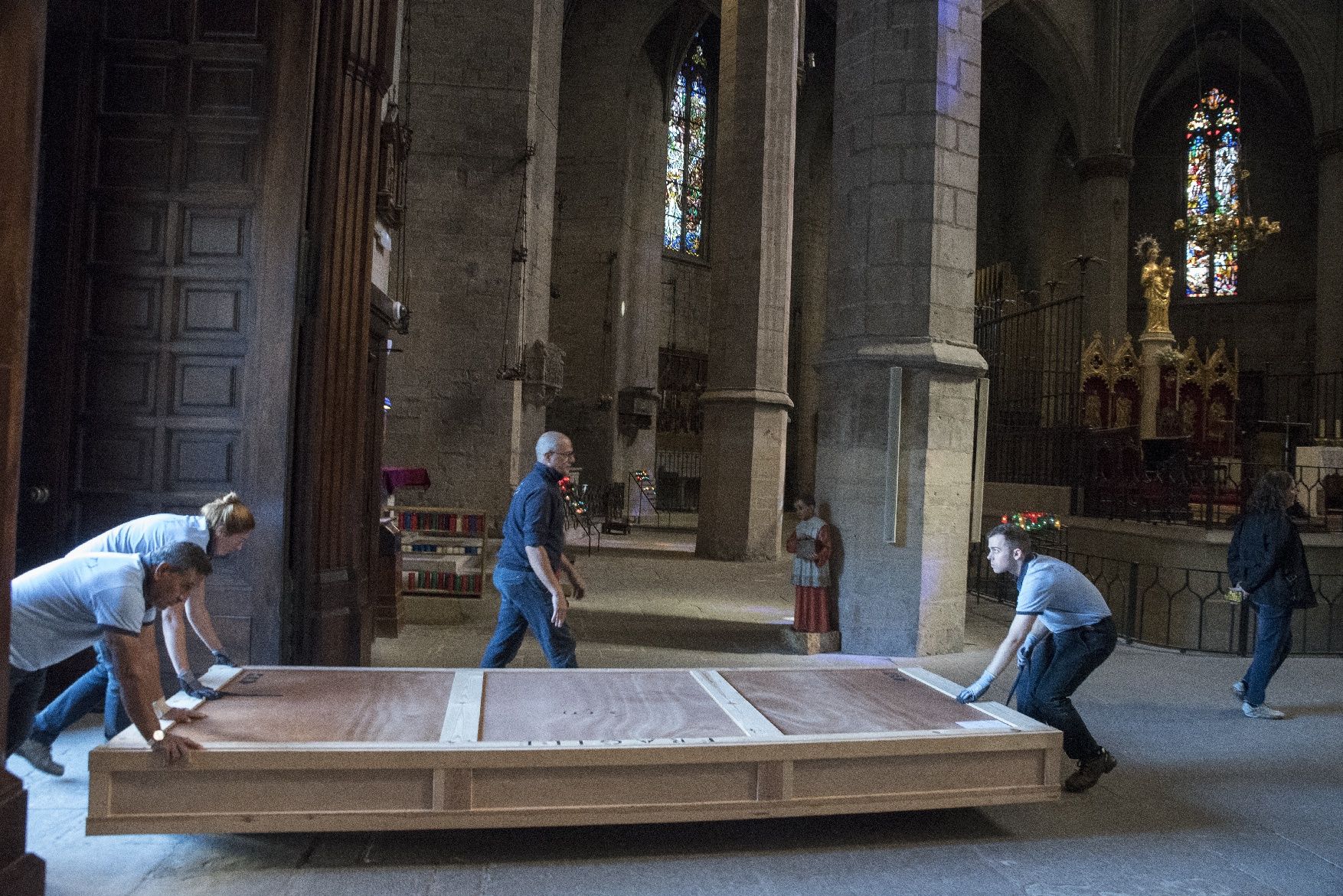 El frontal florentí torna a la Seu de Manresa completament restaurat