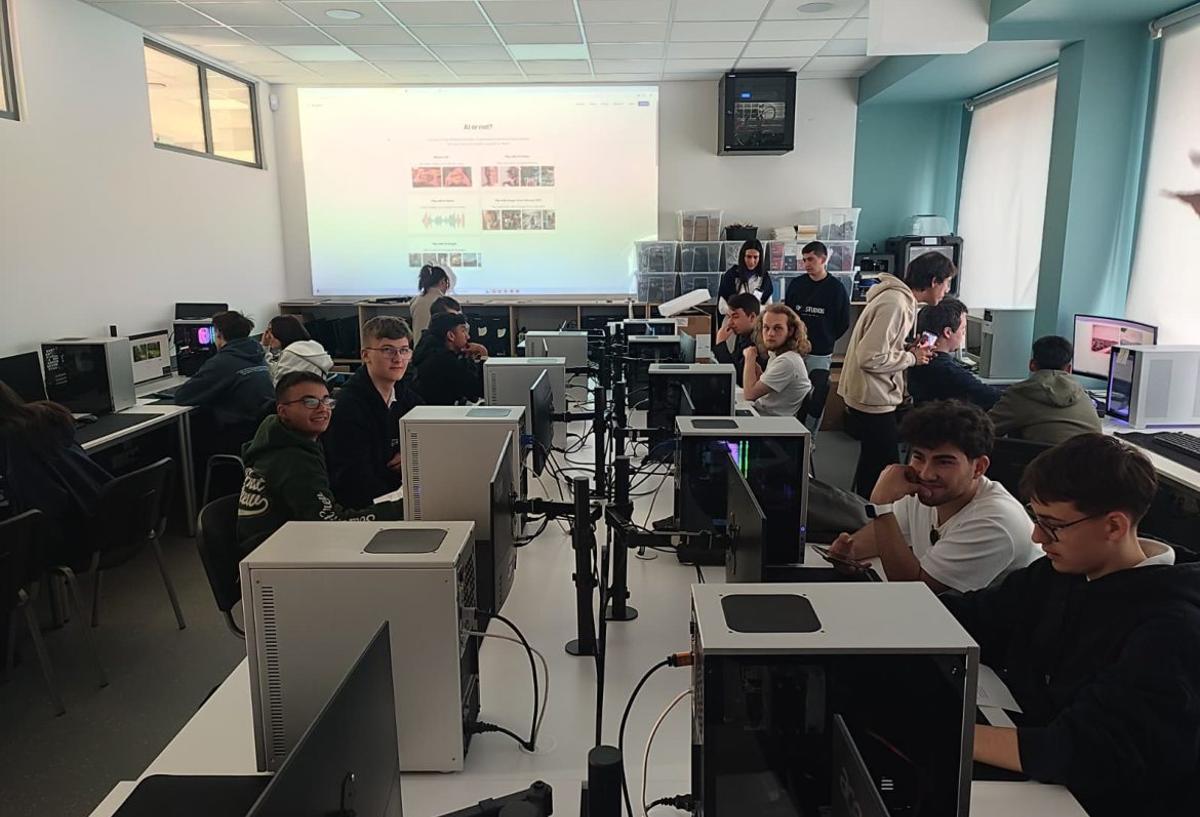 Actividad sobre IA en el instituto polaco Liceum Akademickie. | cedida